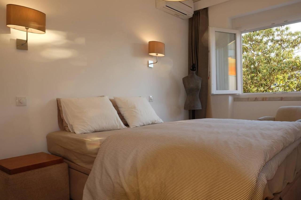 Central 2 Bedroom Apt W/Garden And Pantheon Views Lisboa Exterior foto
